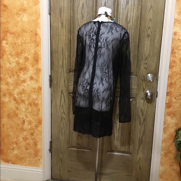 Guess Sheer lace long sleeve dress or coverup 💕🔥 - Picture 4 of 8